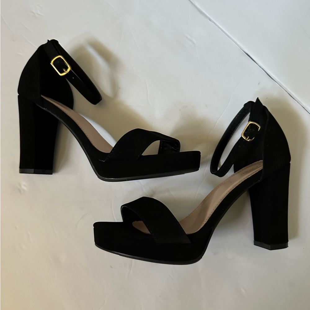 Top Moda black thick heels